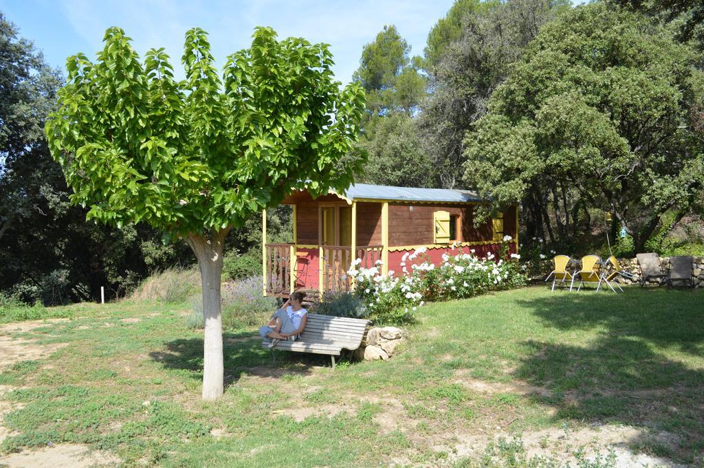Domaine Les Perpetus La Tour-dʼAigues Quarto foto